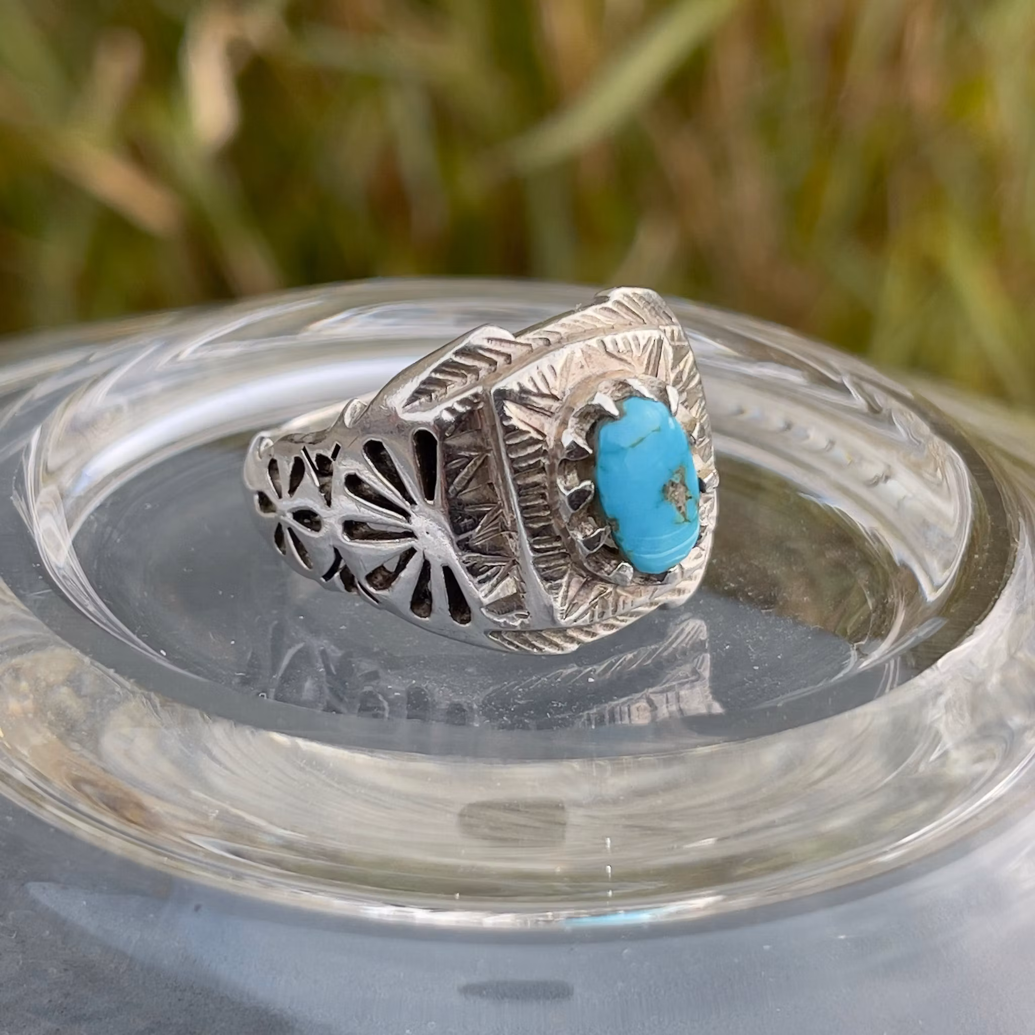 Vintage silverring med Nishapuri turkos - Handgraverad ring