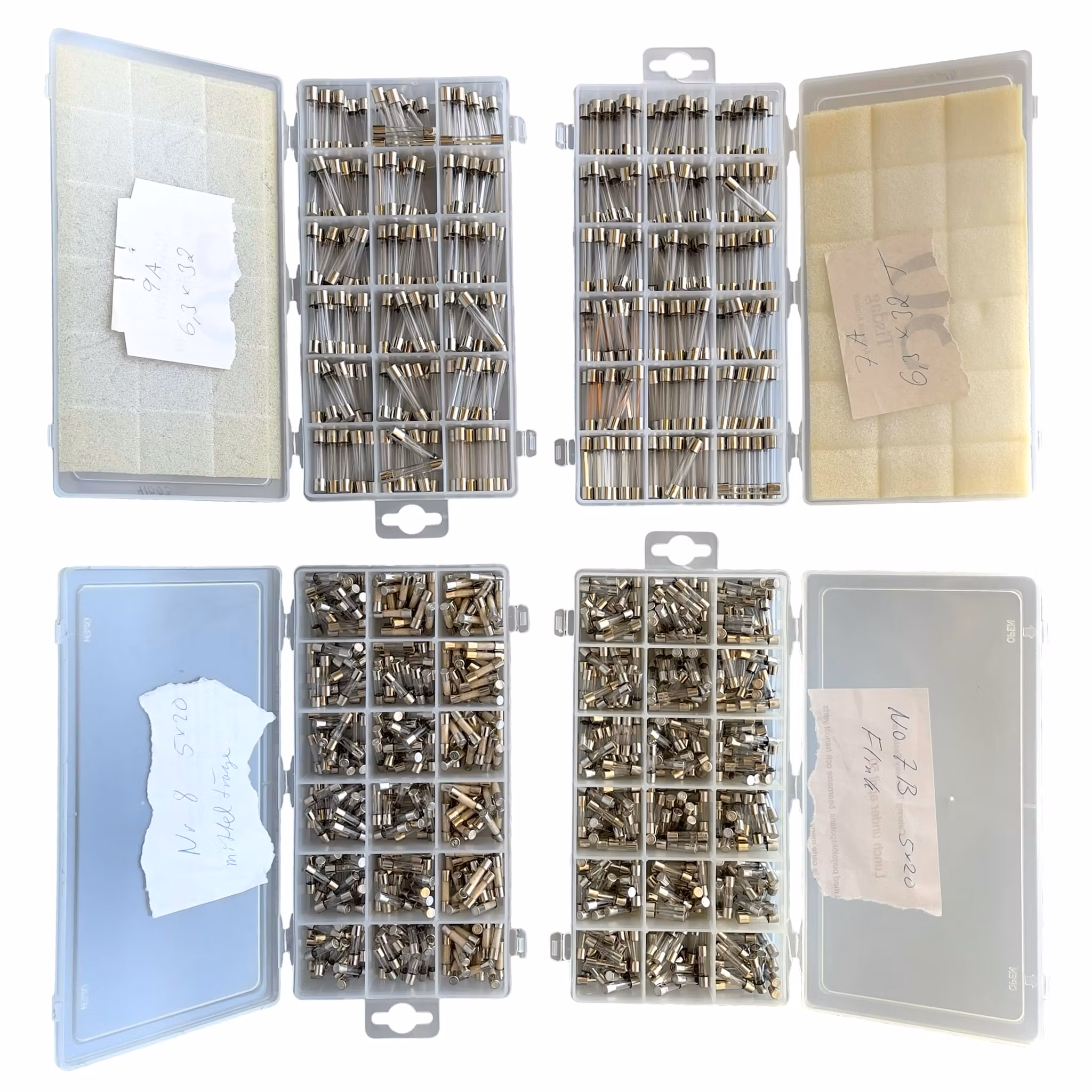 Stort parti glasrörs säkringar i sortiments askar - 4 askar