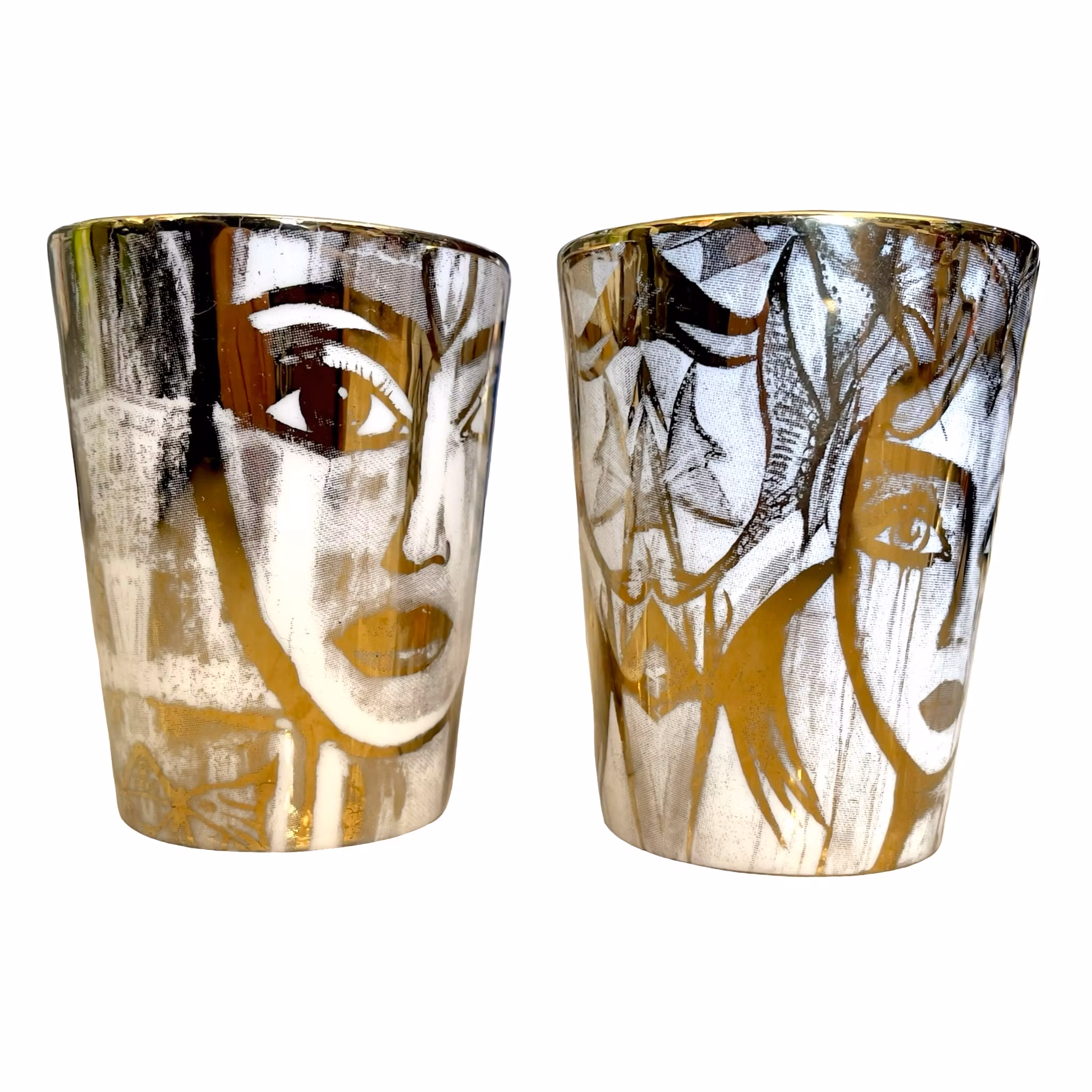 Två muggar RASKECO by Carolina Gynning design - Konstnärliga ansikten