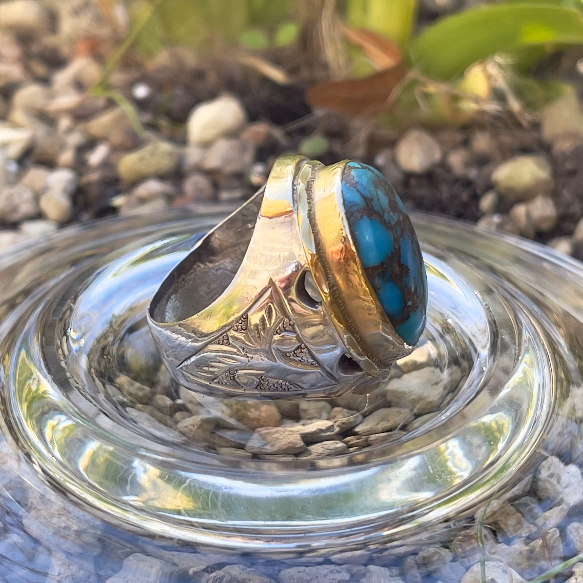 Vintage silverring med ca 26 ct Nishapuri turkos - Hand graverad ring