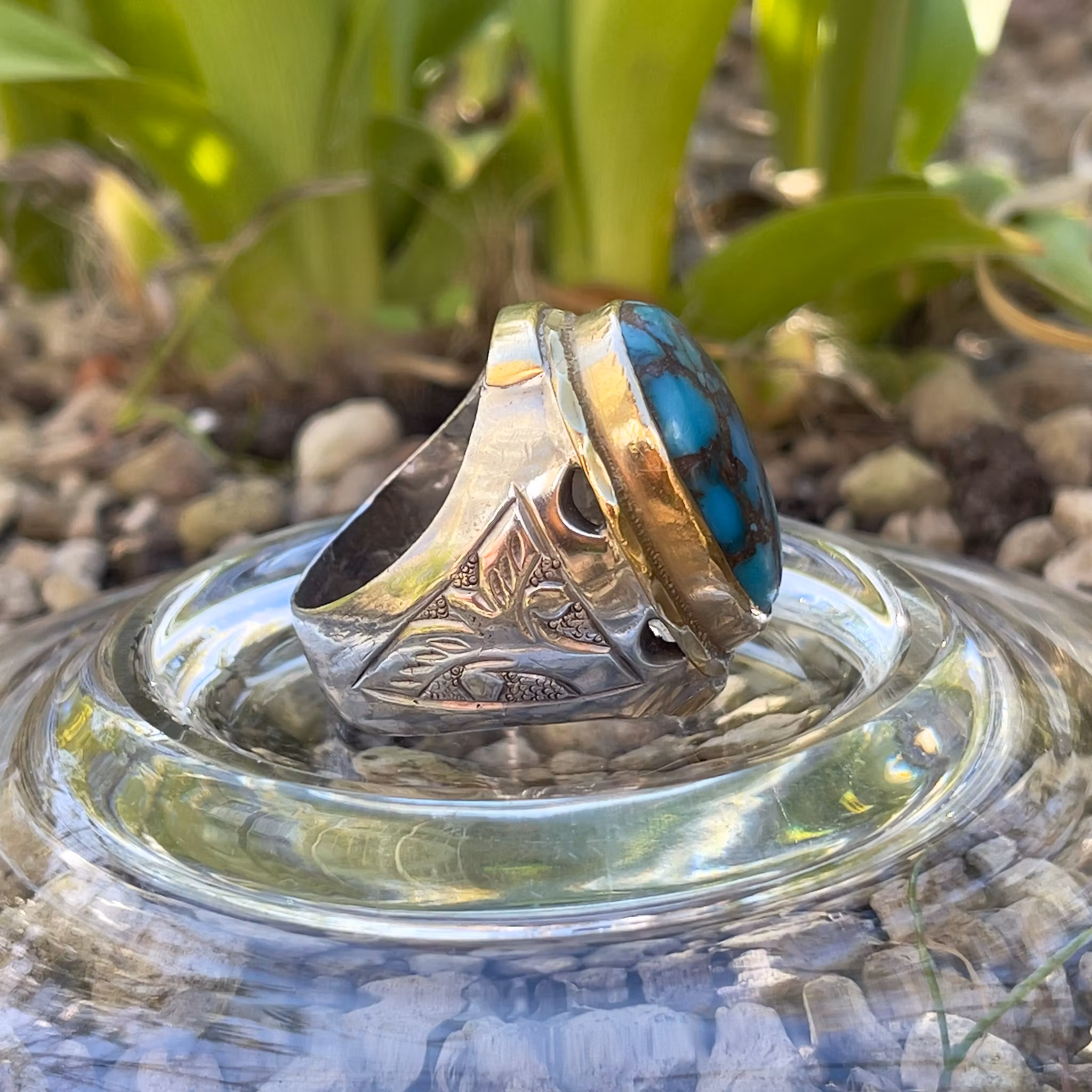 Vintage silverring med ca 26 ct Nishapuri turkos - Hand graverad ring