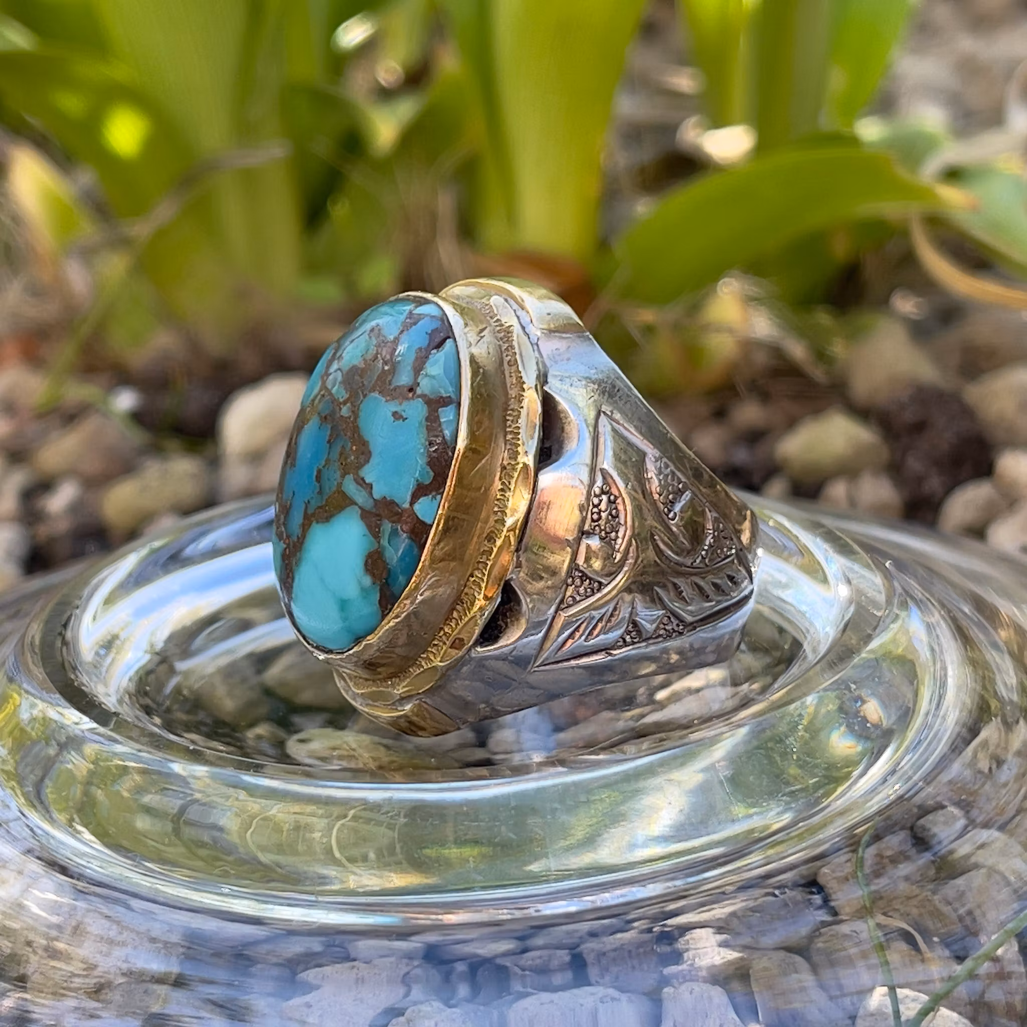 Vintage silverring med ca 26 ct Nishapuri turkos - Hand graverad ring