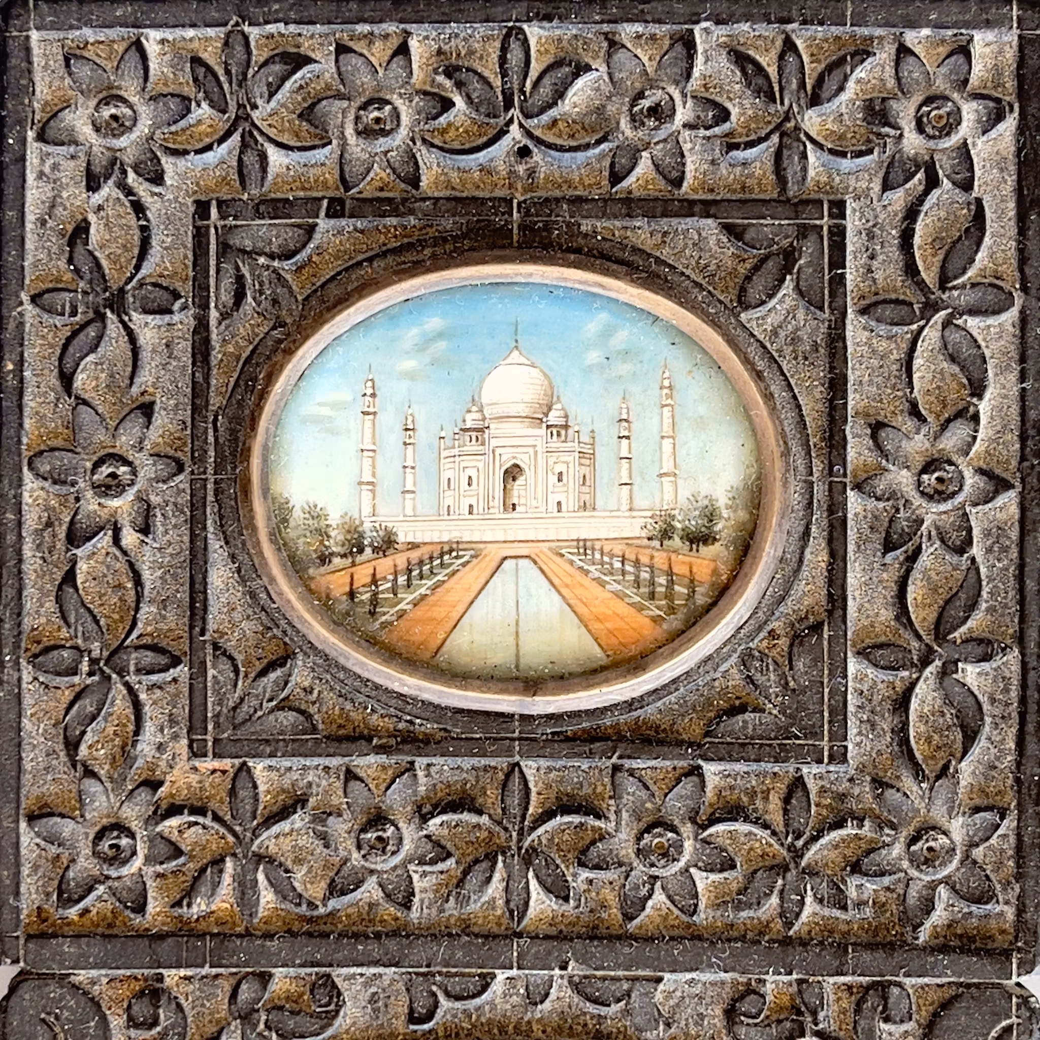 Antikt bokställ / displayställ - Gouache miniatyr, Eboniserad snidad träram - Taj Mahal motiv