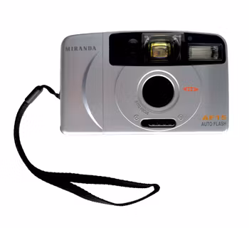 Miranda AF15 analoginen kamera kotelolla - 35 mm, automaattitarkennus ja salama