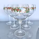 6 st eleganta julglas på fot - Vinglas / dessertglas med klassiskt motiv