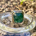 Exklusiv vintage herrring i silver med 15 ct stor naturlig smaragd