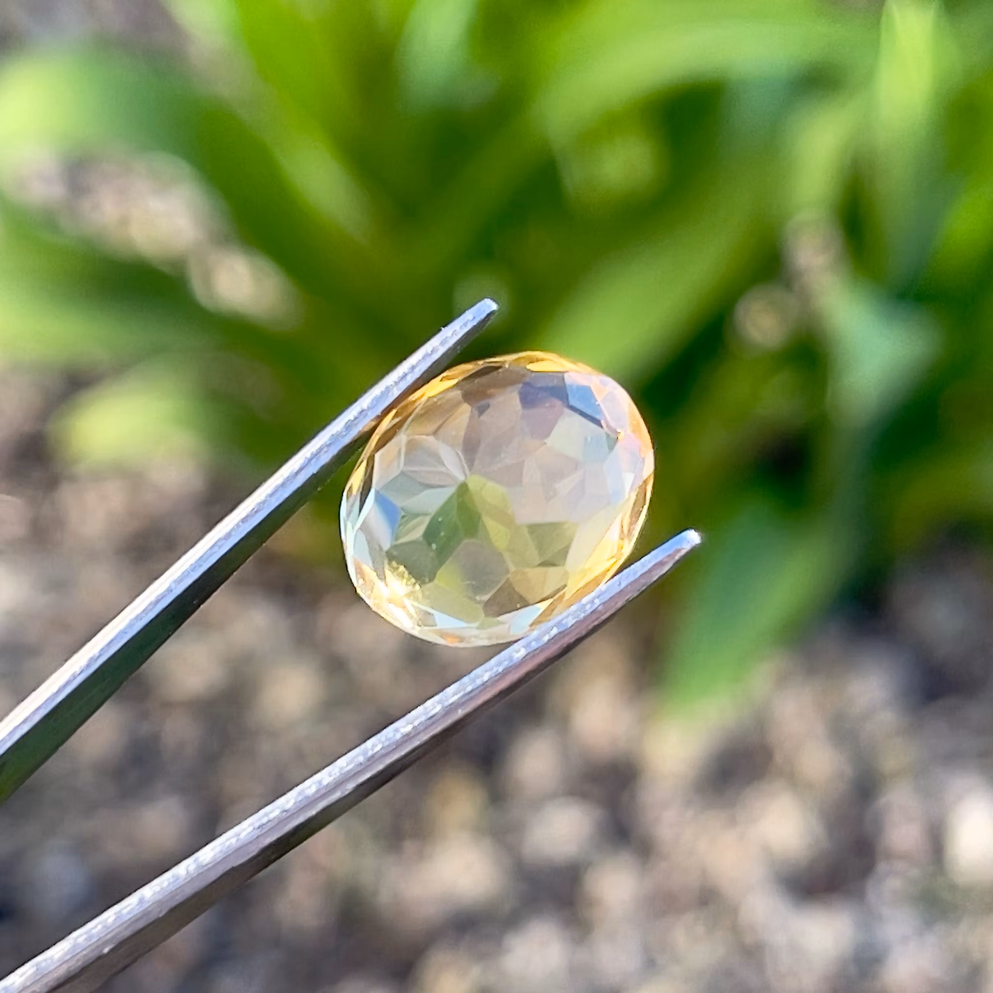 Naturlig Citrin 5.10 ct - Oval facet slipad ädelsten