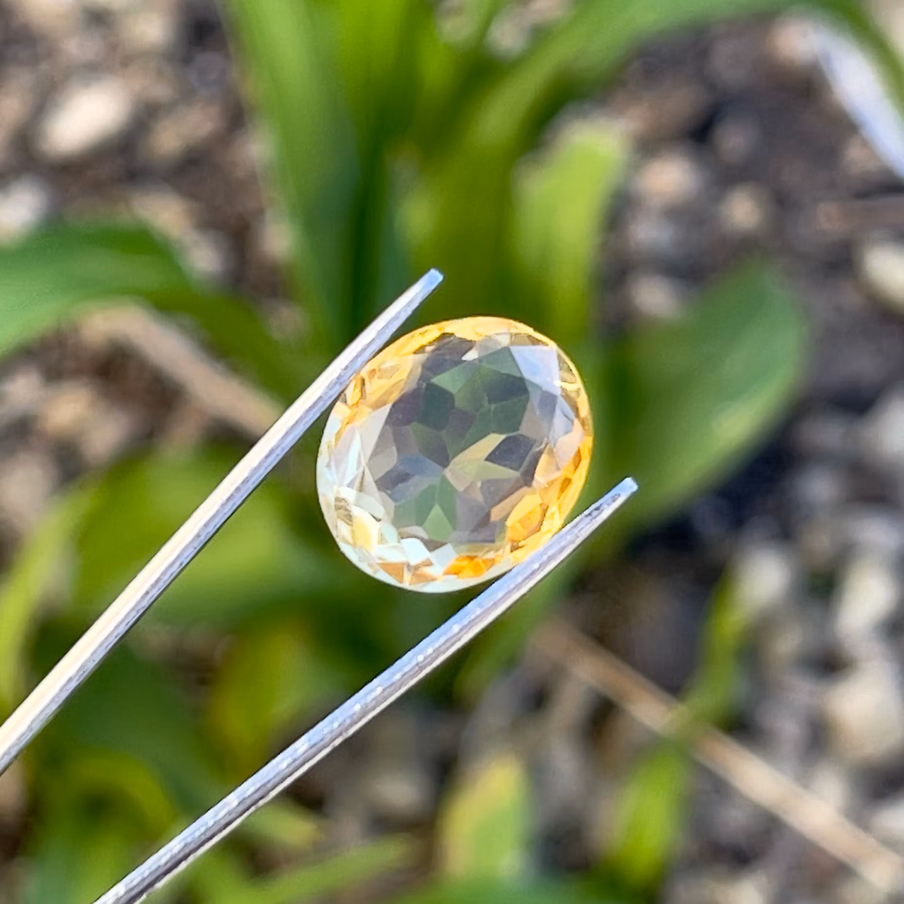 Naturlig Citrin 5.10 ct - Oval facet slipad ädelsten