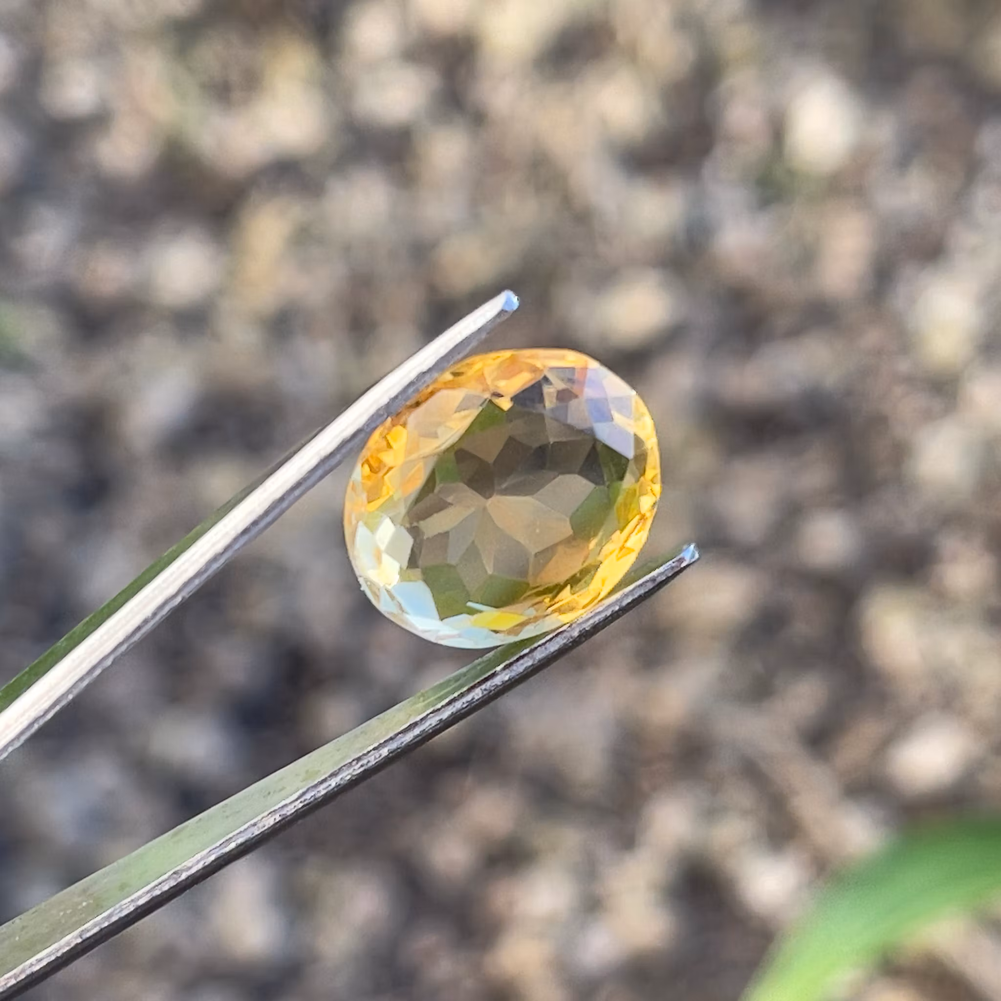 Naturlig Citrin 5.10 ct - Oval facet slipad ädelsten