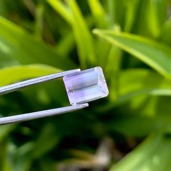 Naturlig turmalin 2.50 ct - Exklusiv smaragdslipad ädelsten i hög klass