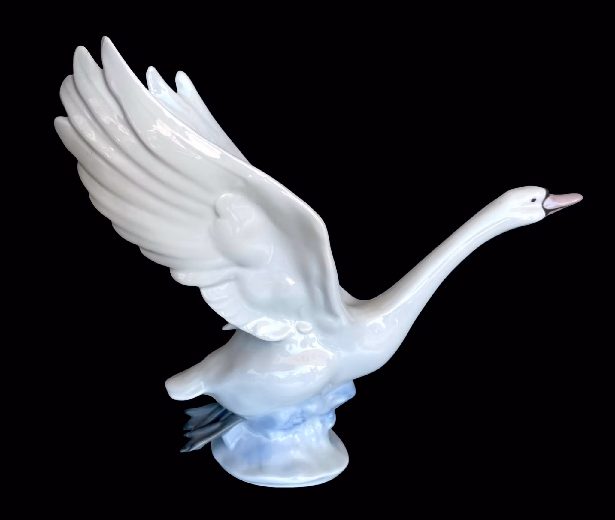 Vintage porslinsfigur - GDR - Flygande svan