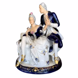 Royal Dux - Figura de porcelana, pareja romántica rococó en un sofá, Checoslovaquia