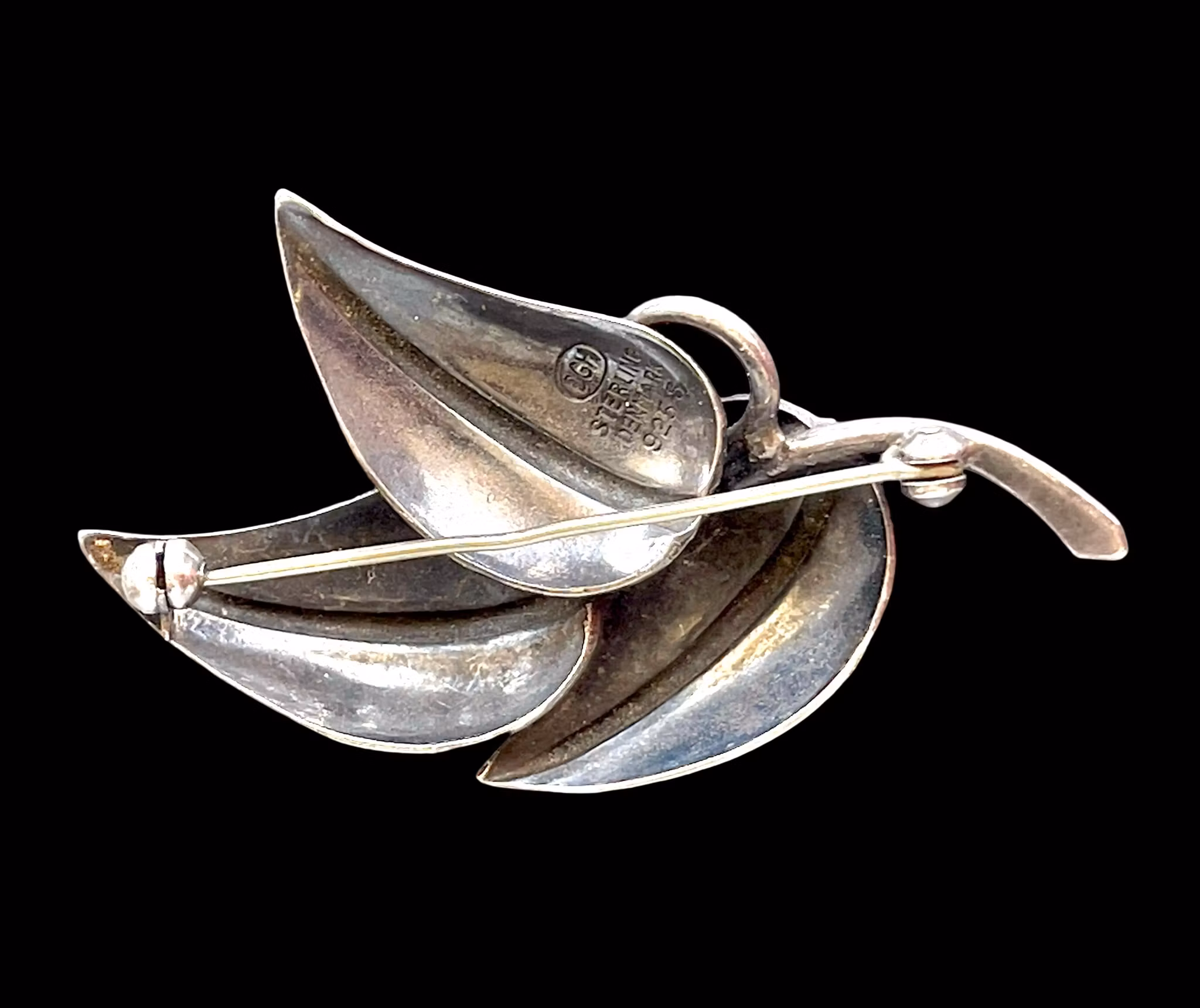 Vintage brosch i sterling silver - DGH Dansk Guldsmede Håndværk - Modernist