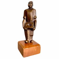 Axel Olsson (1919-2001) - Bronzeskulptur på træbase - Signeret