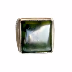 Stor vintage ring i sterlingsølv 925 med grønn jade - ca. 25 ct