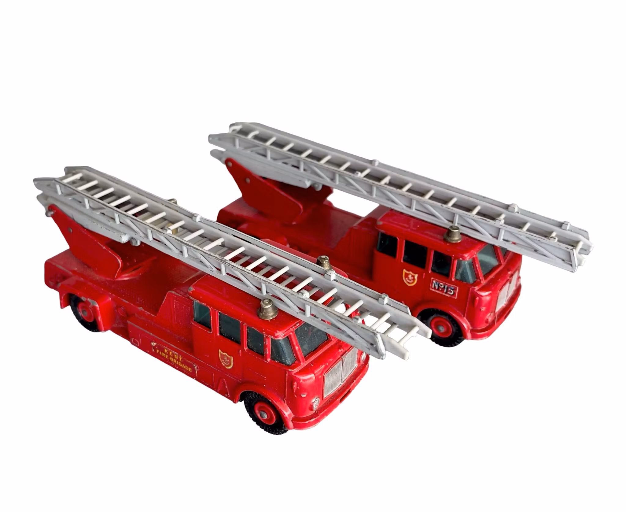 2 St Matchbox lesney merryweather fire engine no. 15 - kent fire brigade