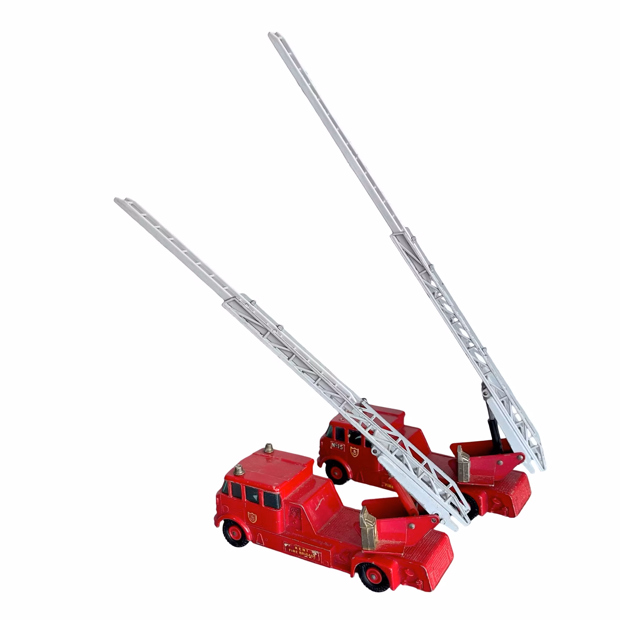 2 St Matchbox lesney merryweather fire engine no. 15 - kent fire brigade