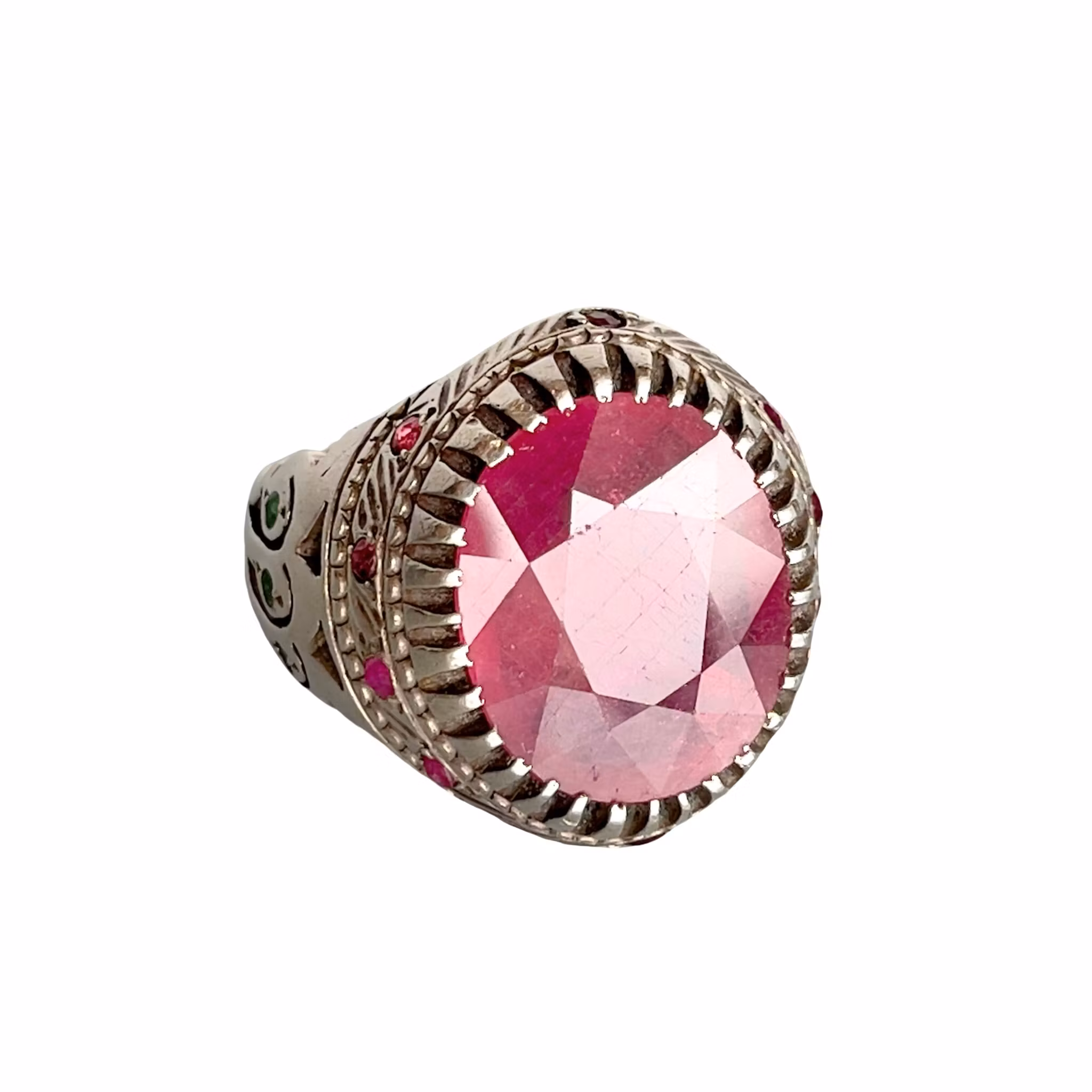 Anello grande con rubino naturale di circa 12 ct in argento 925 - Con piccoli rubini e smeraldi - 18 g