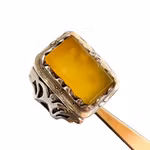 Kraftig vintage silver ring med ca 18 ct gul agat - 26 g - Orientalisk design