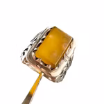 Kraftig vintage silver ring med ca 18 ct gul agat - 26 g - Orientalisk design