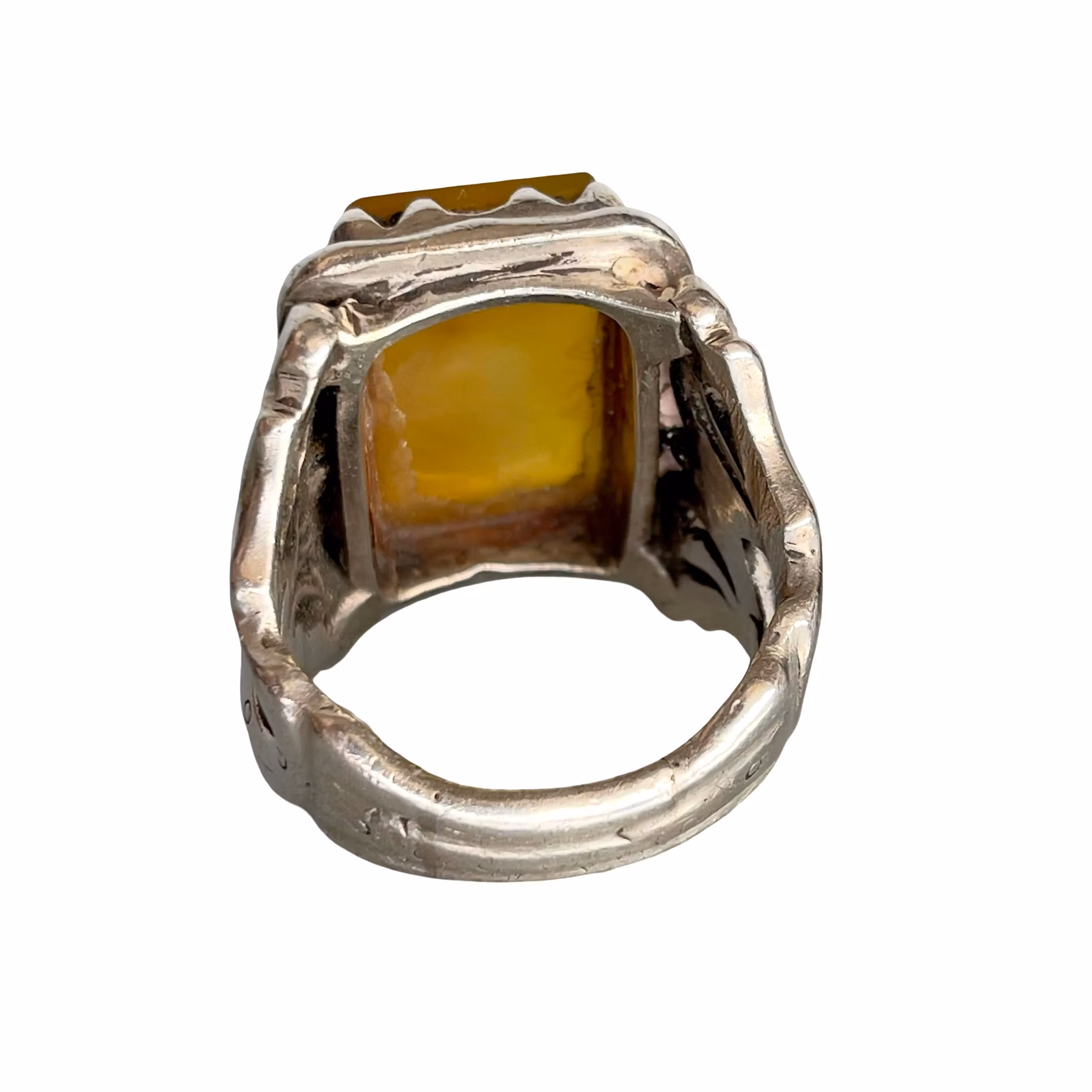 Kraftig vintage silver ring med ca 18 ct gul agat - 26 g - Orientalisk design