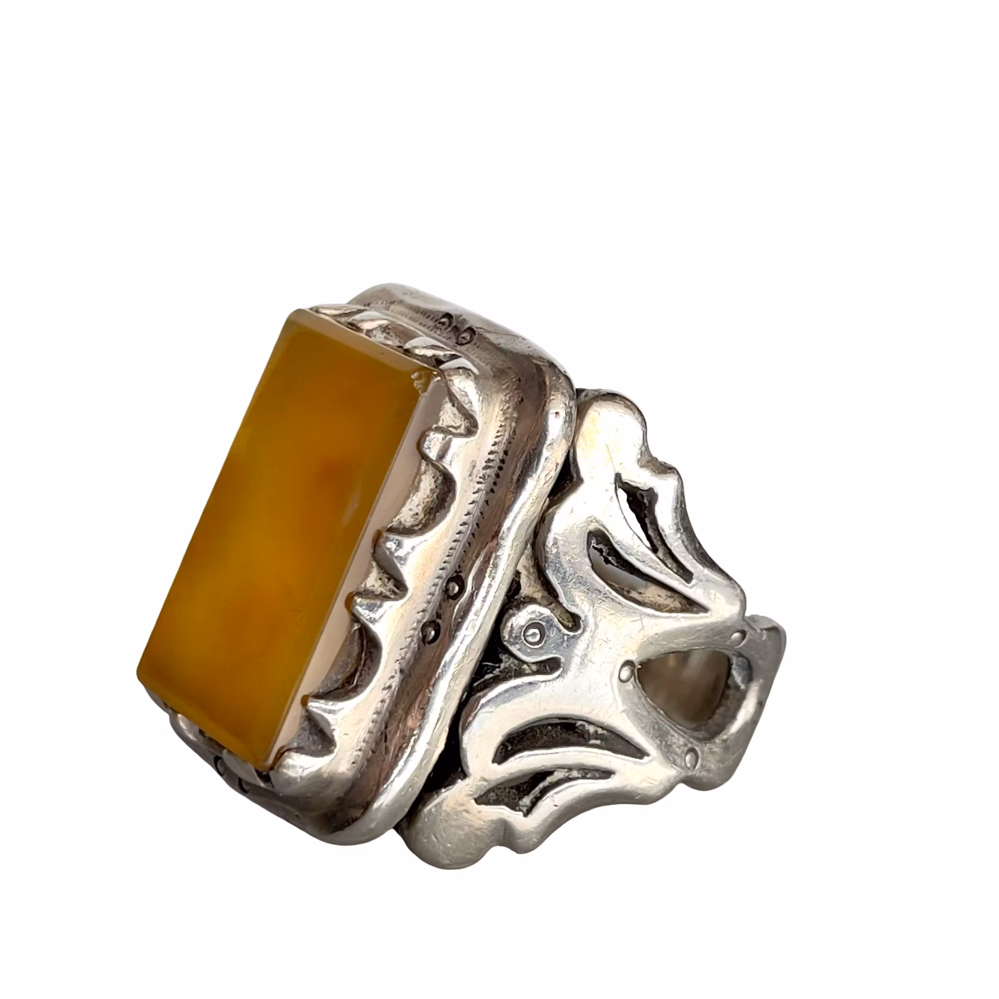 Kraftig vintage silver ring med ca 18 ct gul agat - 26 g - Orientalisk design