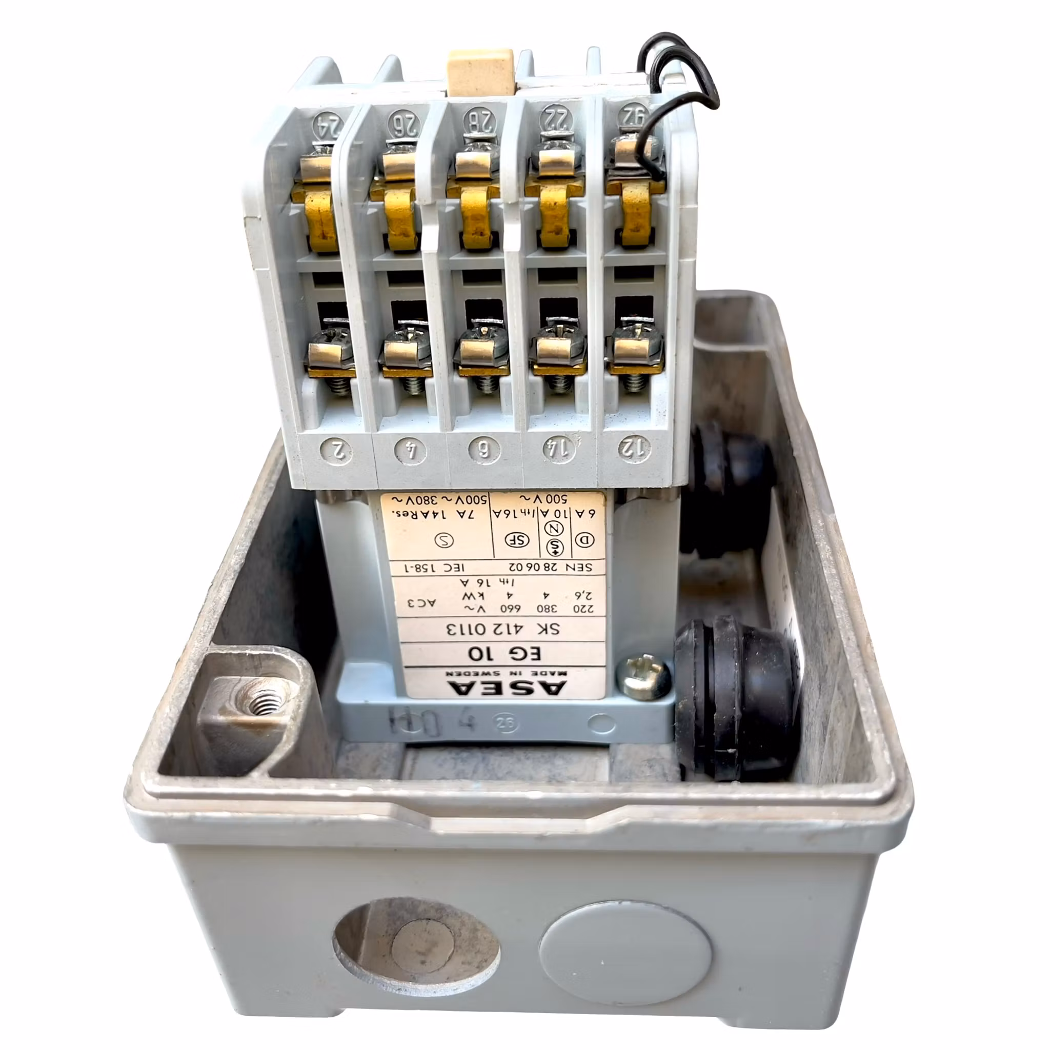 ASEA EKG 10 - Kapslad kontaktor i metallhölje - 220 V - Oanvänd - Sweden