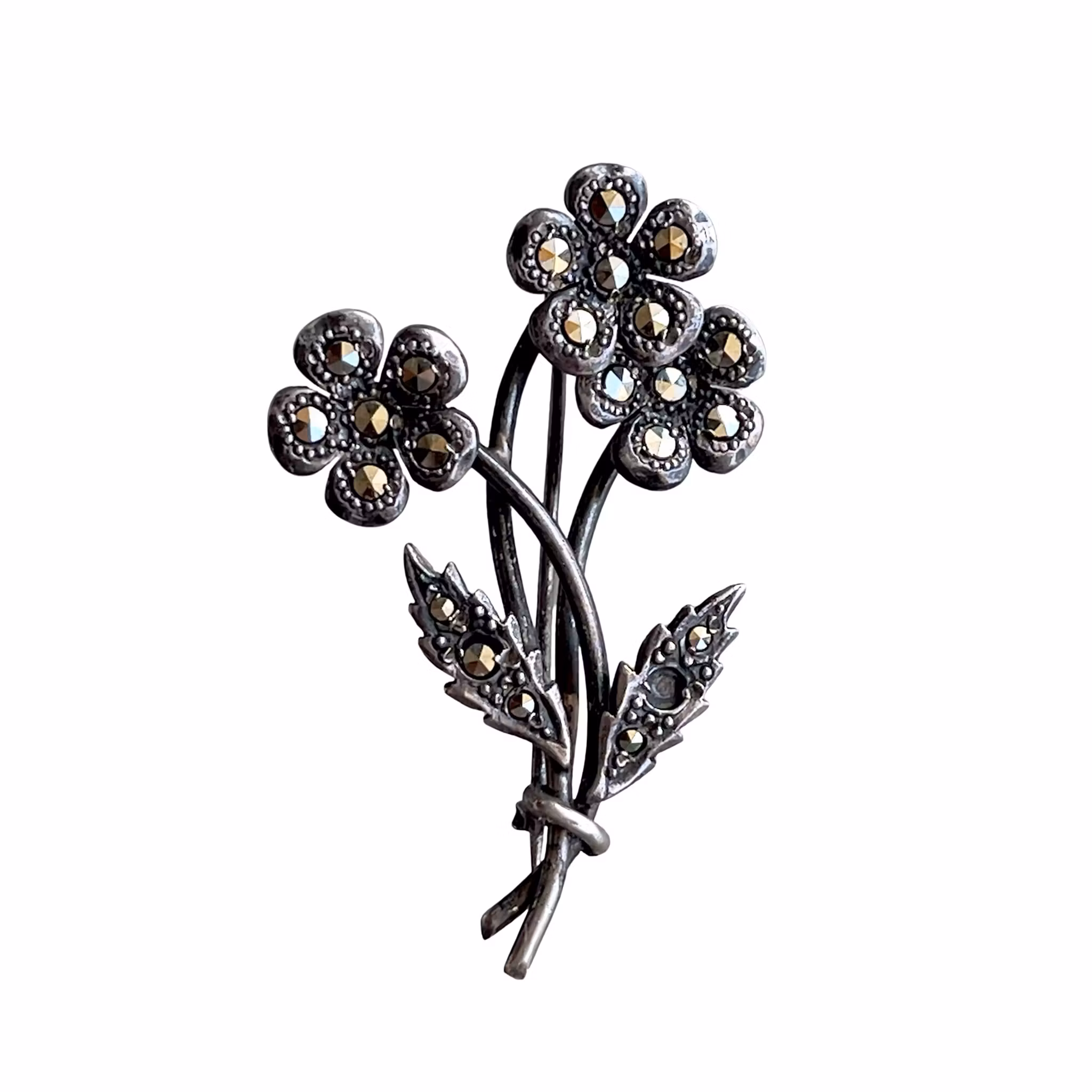 Victor Janson - Vintage silverbrosch med markasiter - Blommor & blad