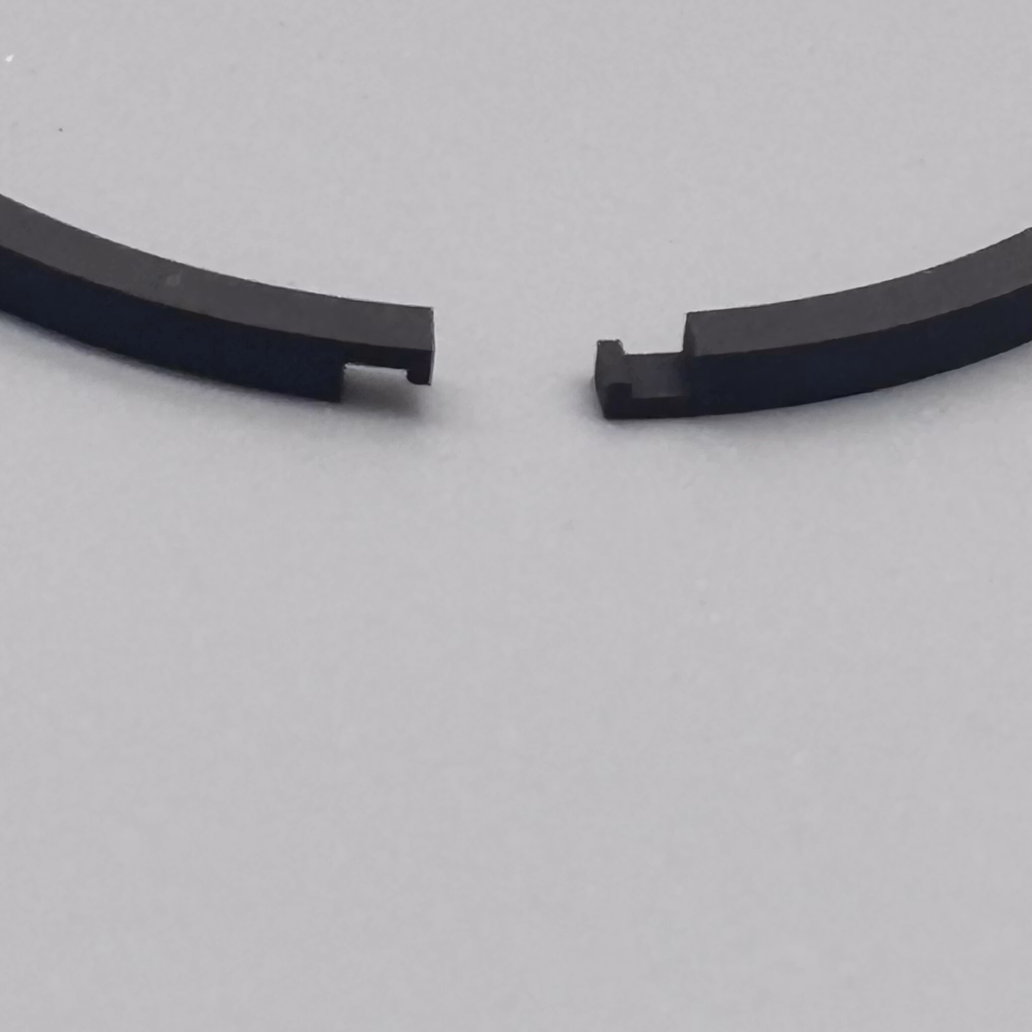 (Metal Sealing ring) Case Center Support Hub 8200