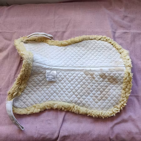 Fårskinnspadd Horse Guard Full