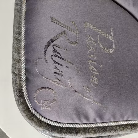 Grått schabrak FULL