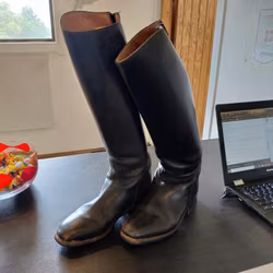 Svarta ridstövlar Cavallo strl 37