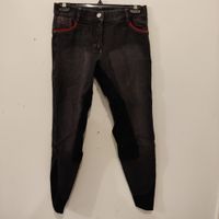 Svarta helskodda ridjeans Domino strl 38