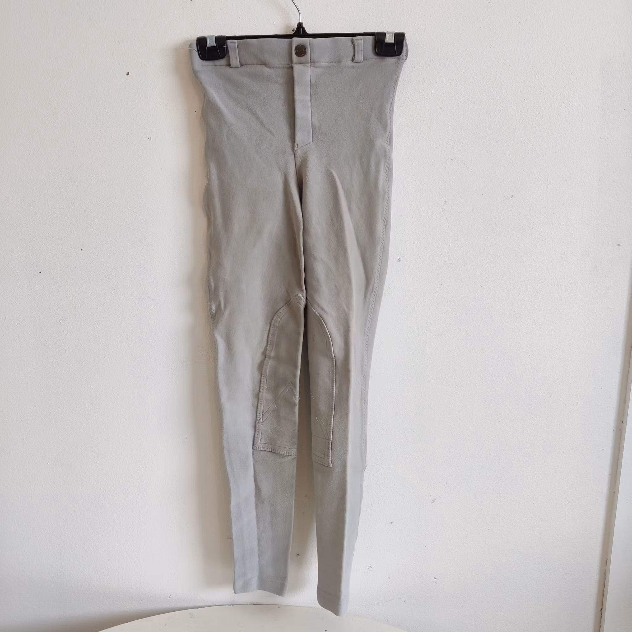 Ljusgrå pull-on-ridbyxor strl 38