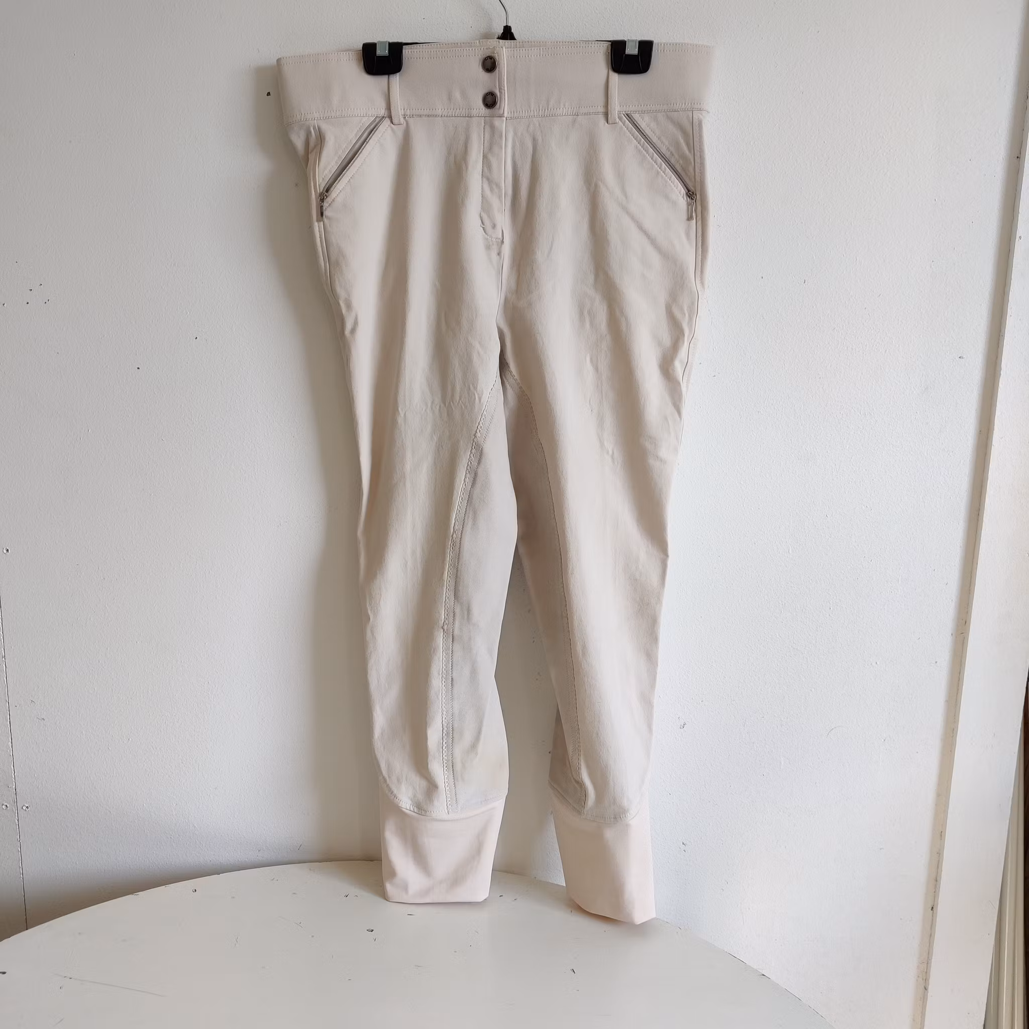 Beige helskodda ridbyxor strl 48 CRW
