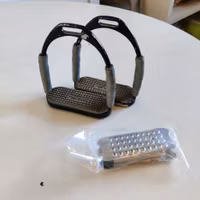 Ledade stigbyglar 12 cm  INTEC