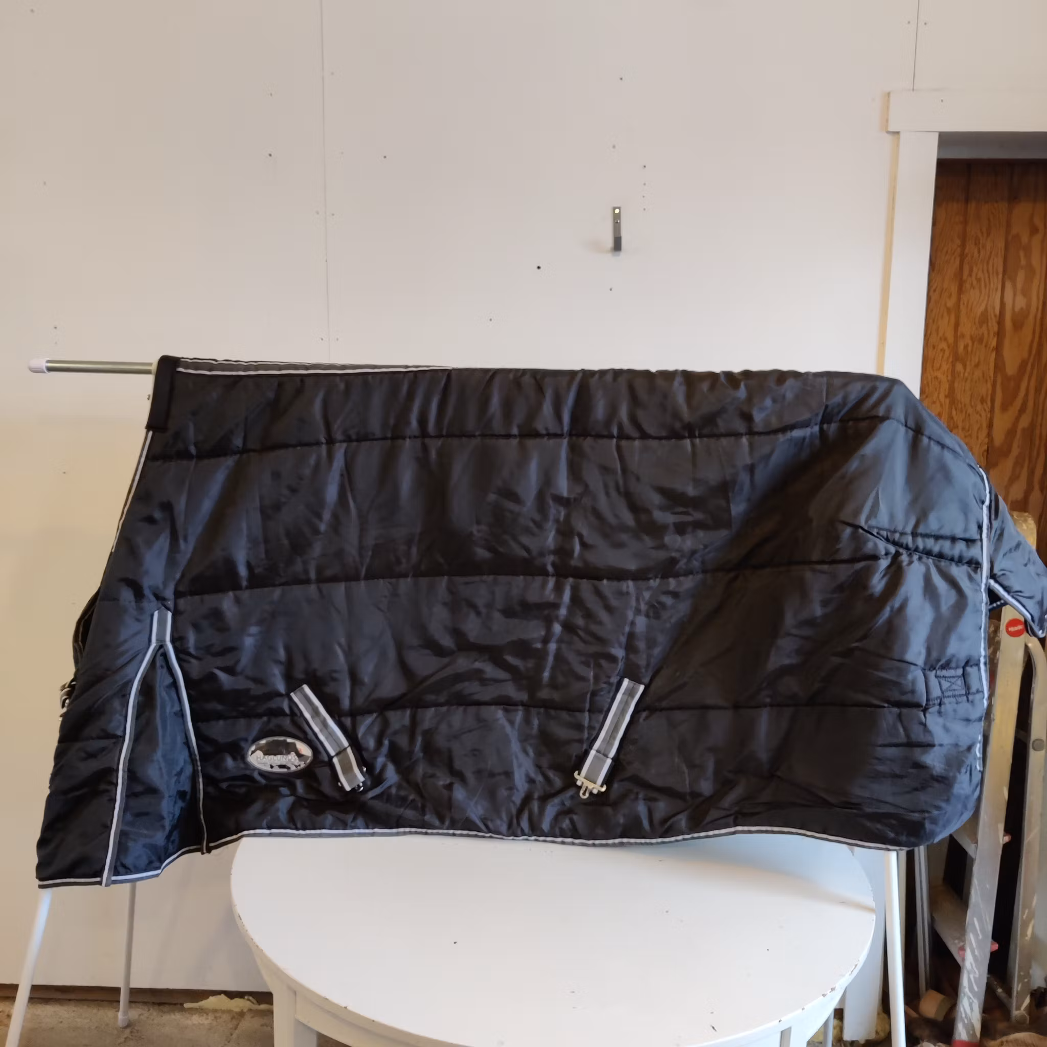 Stalltäcke 135 cm ca 300 g Haglunds