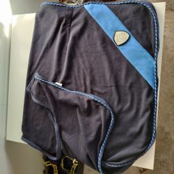 Blått ridtäcke 145 cm Covalliero