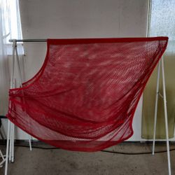 Rött nät-täcke 135 cm
