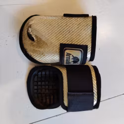 Silverfärgade benskydd fram & bak MEDIUM Armadillo