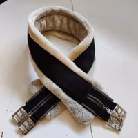 Sadelgjord med ludd 135 cm