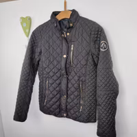 Svart quiltad jacka 170 cl Rosetti
