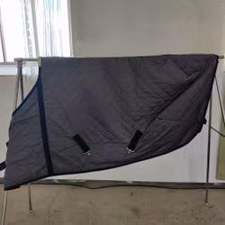 Grått stalltäcke 125 cm ca 150 g HKM