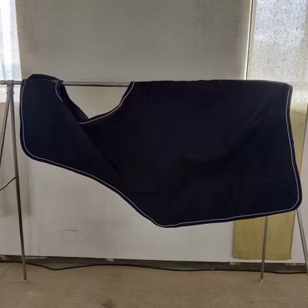 Blått ridtäcke 155 cm ca 100 g