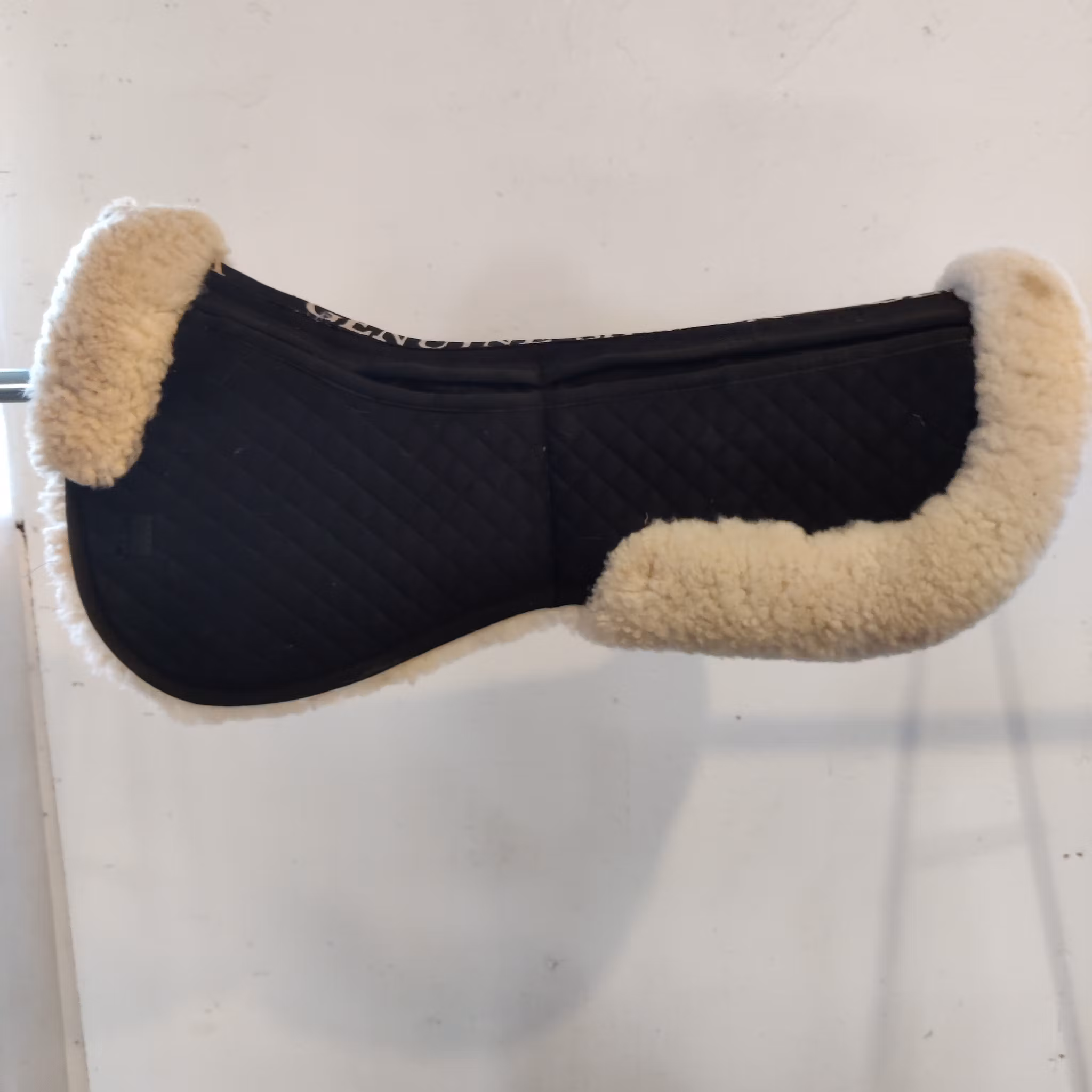 135.50 Fårskinnspadd dressyr Genuine Sherpa FULL