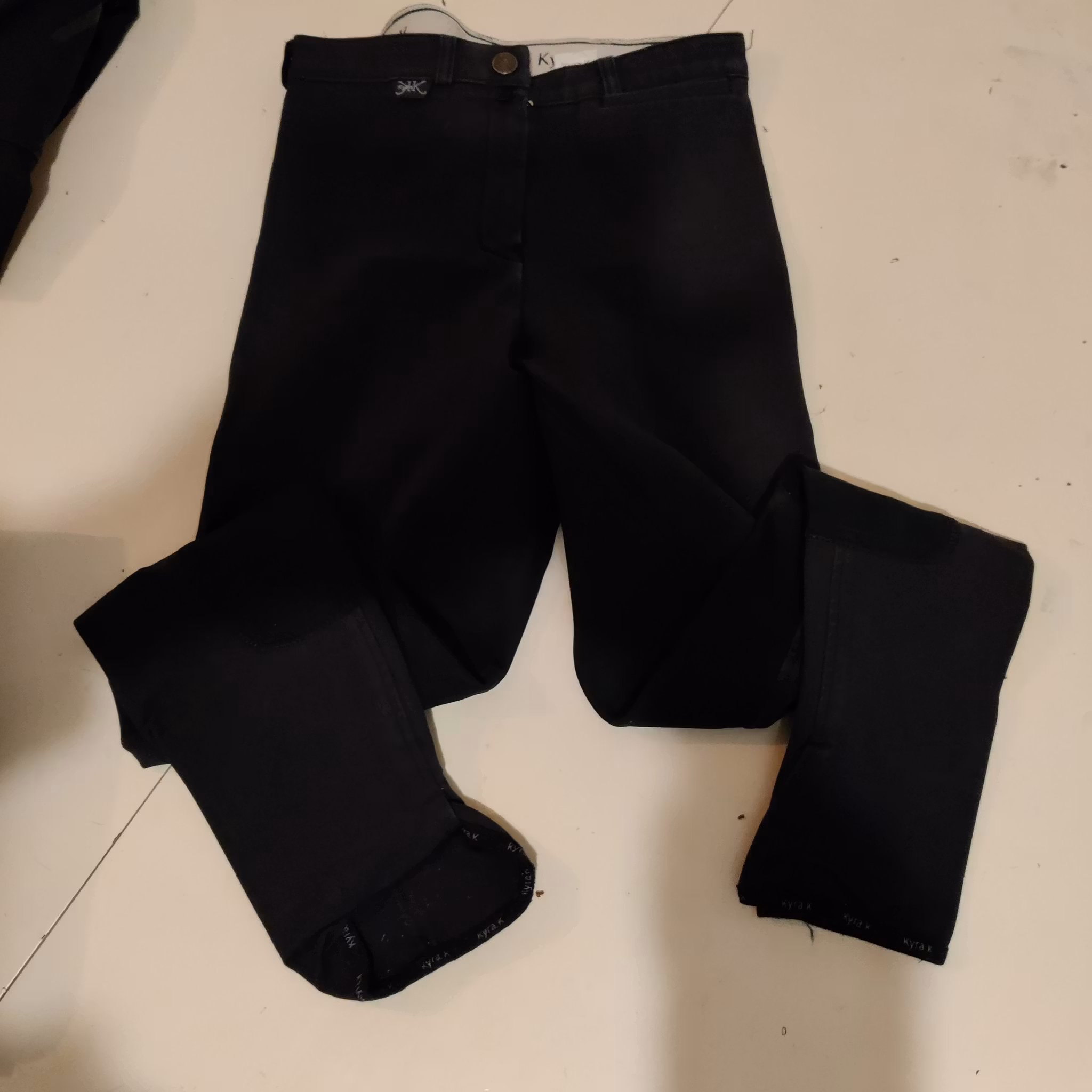 Mörkblå helskodda ridbyxor Kyra K strl 72/36