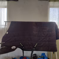 Brunt stalltäcke 150 cm ca 200 g