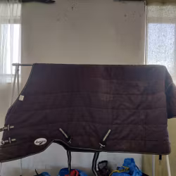 Brunt stalltäcke 150 cm ca 200 g