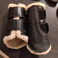 Svarta fluffdamasker MEDIUM