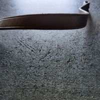 Mörkbrunt slätt pannband Claridge House 40 cm